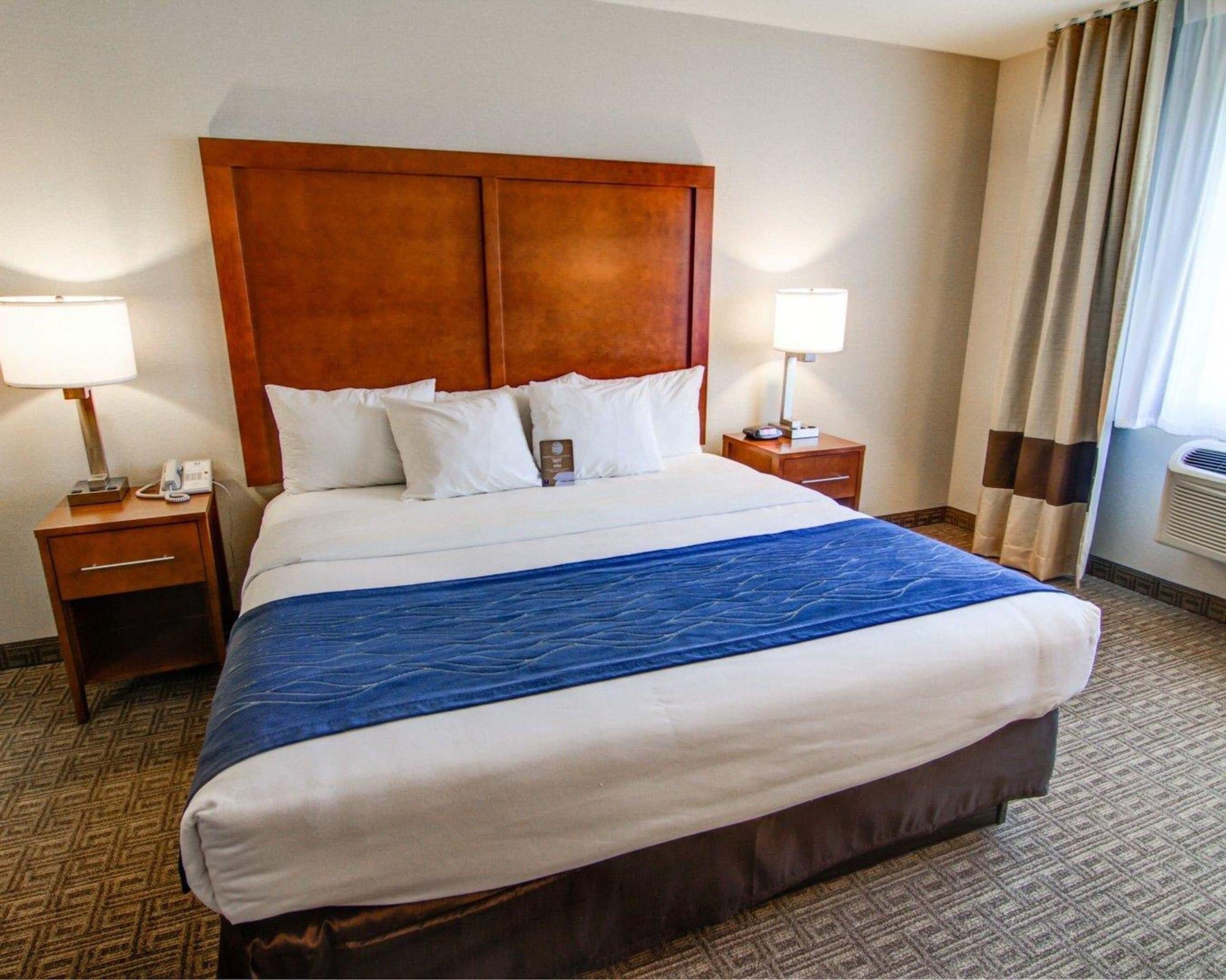 Comfort Inn & Suites Murrieta Temecula Wine Country Exterior photo