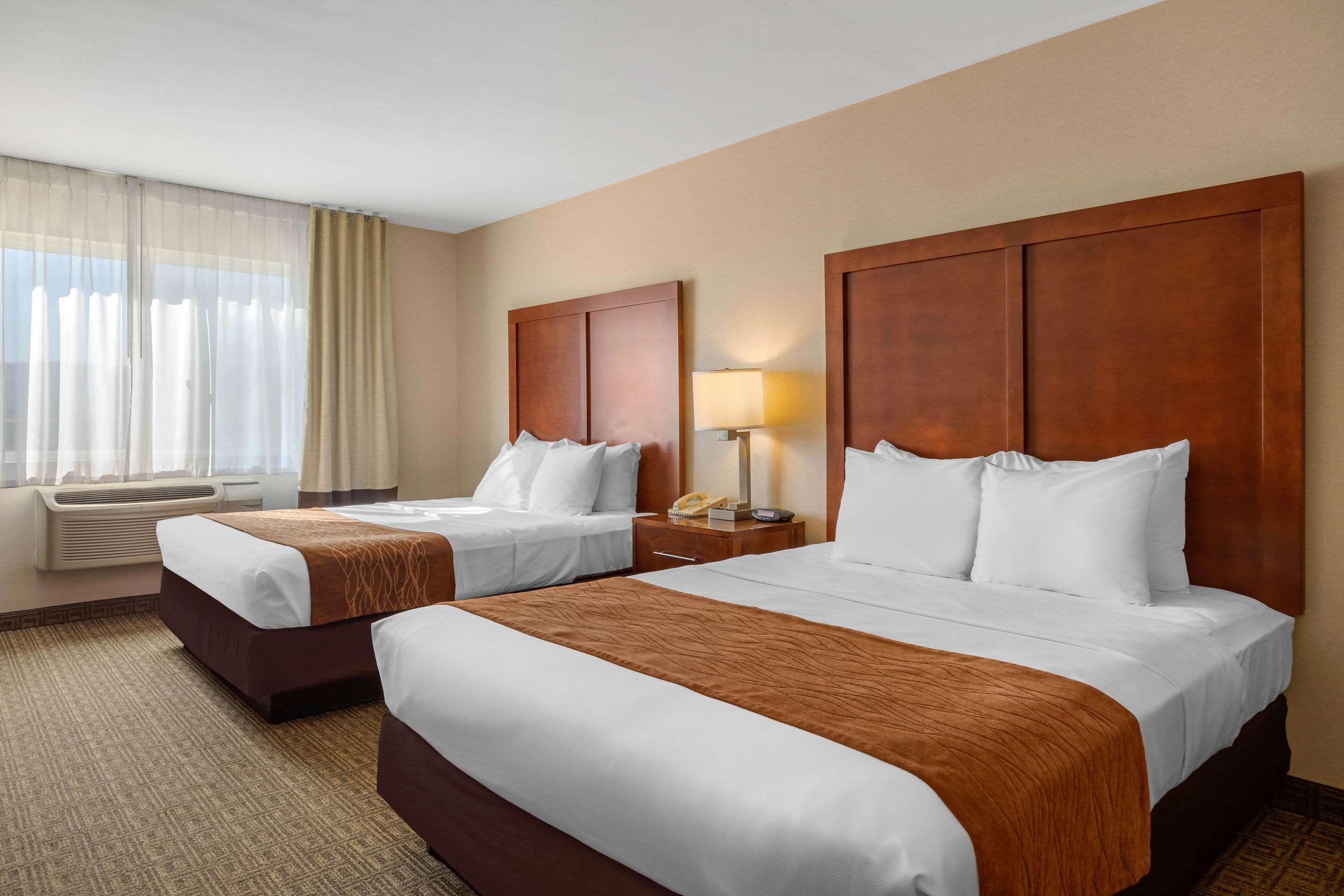 Comfort Inn & Suites Murrieta Temecula Wine Country Exterior photo